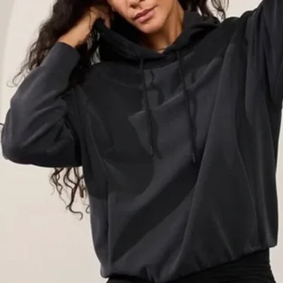 Athleta Tops - NWT Athleta Seasoft Bubble Hem Hoodie Sweatshirt in Black